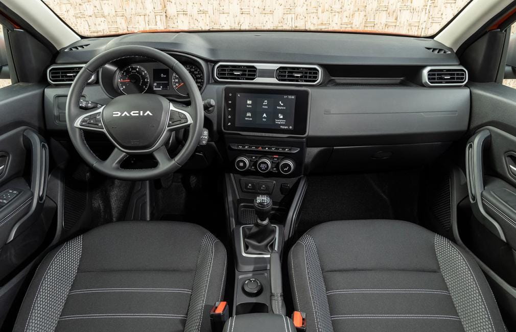 Dacia Duster Innenraum Cockpit